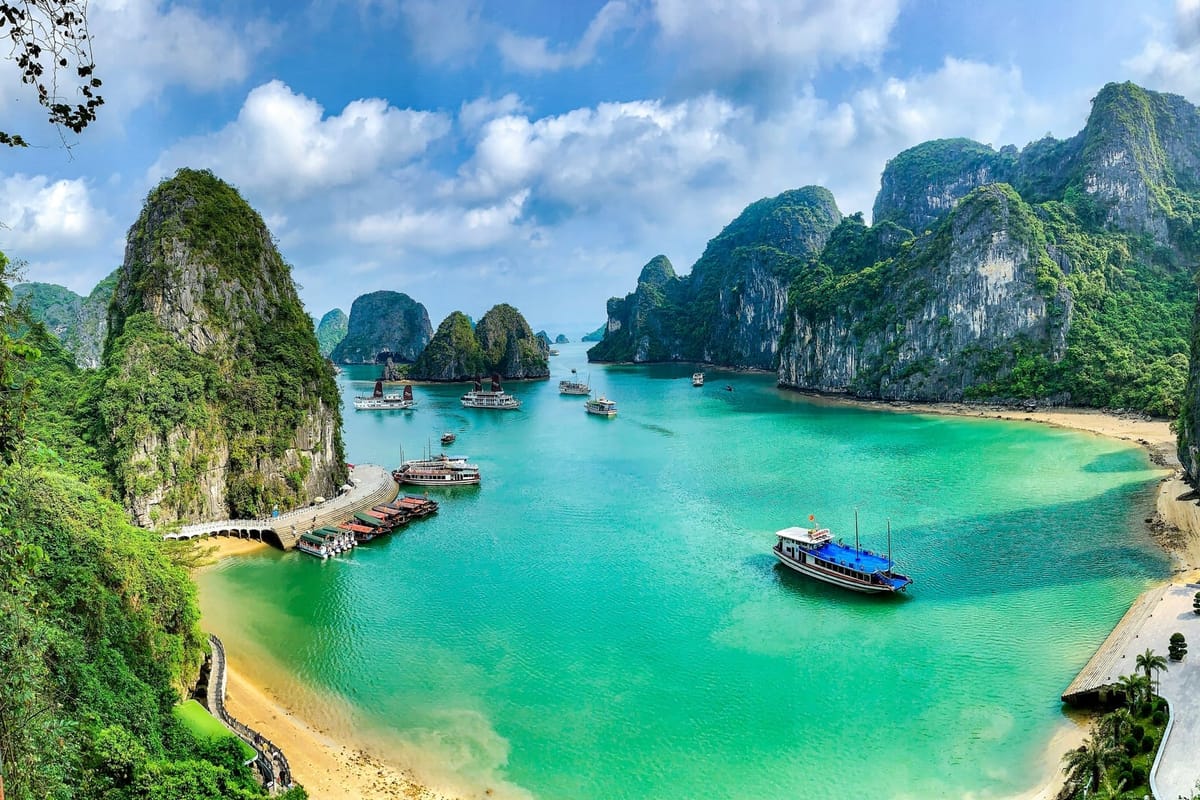 ทัวร์เวียดนาม: ฮานอย - ฮาลองเบย์ ดีลักซ์